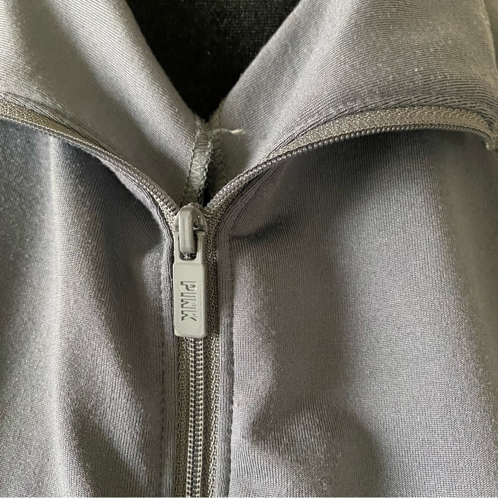 Pink active women’s sweater shirt gray color size M - Picture 11 of 11